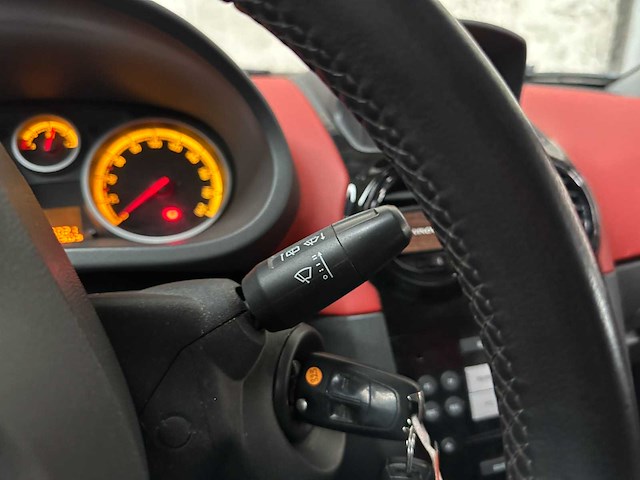 Opel corsa 1.4-16v 111 edit.lpg 87pk 2010, 44-lhz-3 - afbeelding 19 van  32