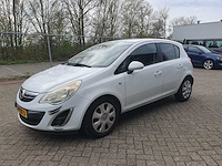 Opel corsa 1.4 16v anniversary edition, 31-ttx-3