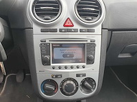 Opel corsa 1.4 16v anniversary edition, 31-ttx-3 - afbeelding 8 van  10