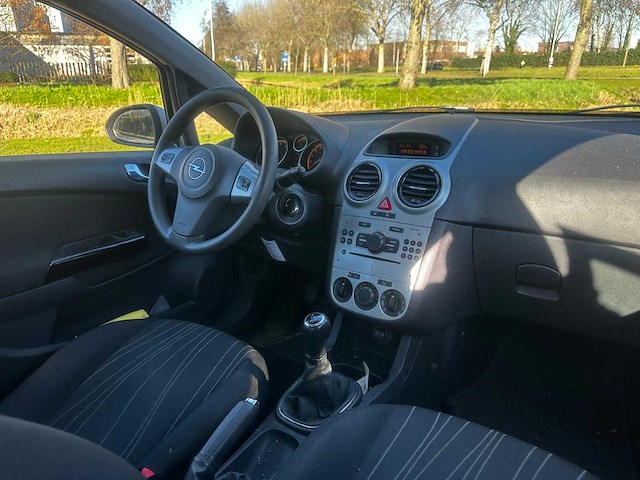 Opel corsa 1.4 16v business, 59-hdk-3 - afbeelding 13 van  17