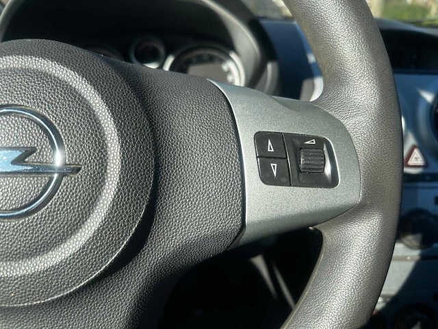 Opel corsa 1.4 16v business, 59-hdk-3 - afbeelding 4 van  17