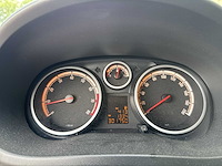 Opel corsa 1.4-16v color edition 2011 | 93-rkx-5 - afbeelding 2 van  24