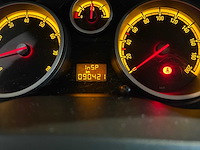 Opel corsa 1.4-16v cosmo, 1-kxh-05 - afbeelding 3 van  18