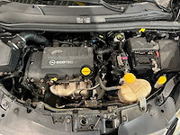 Opel corsa 1.4-16v cosmo, 1-kxh-05 - afbeelding 9 van  18