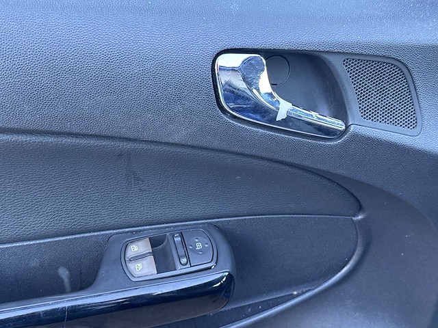 Opel corsa 1.4-16v cosmo 2007 | 91-tz-vk - afbeelding 27 van  28