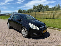 Opel corsa 1.4-16v cosmo, 93-zp-xn - afbeelding 1 van  4
