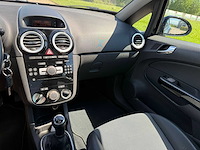 Opel corsa 1.4-16v cosmo, 93-zp-xn - afbeelding 3 van  4