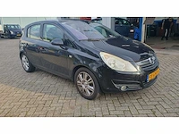Opel corsa 1.4-16v cosmo, 95-ghd-8 - afbeelding 7 van  14