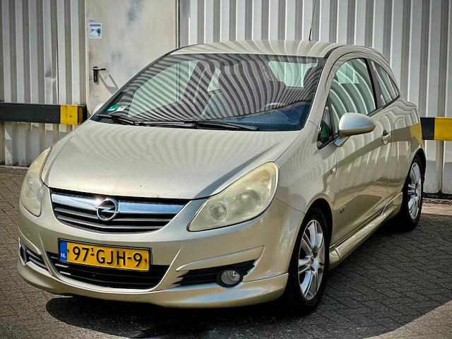 Opel corsa 1.4-16v cosmo , 97-gjh-9 - afbeelding 1 van  8