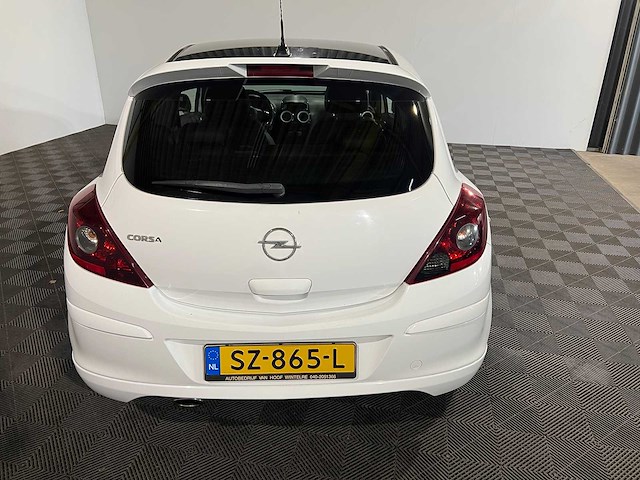 Opel corsa 1.4-16v edition, sz-865-l - afbeelding 10 van  16