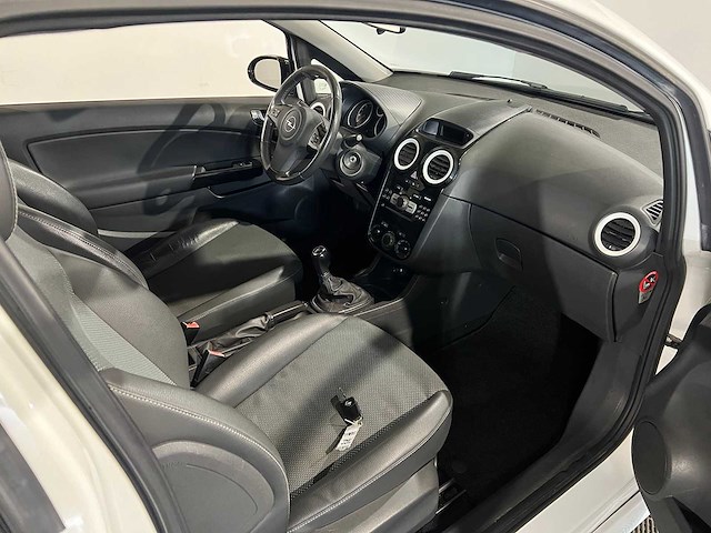 Opel corsa 1.4-16v edition, sz-865-l - afbeelding 14 van  16