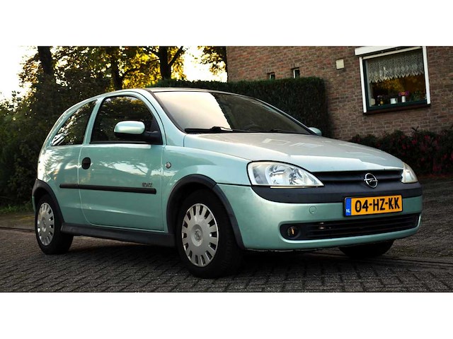 Opel corsa 1.4-16v elegance 2002 - afbeelding 11 van  18