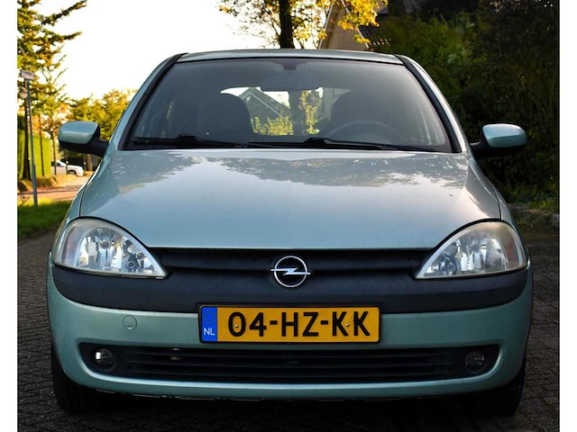 Opel corsa 1.4-16v elegance 2002 - afbeelding 12 van  18