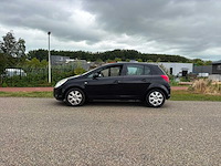 Opel corsa 1.4-16v enjoy | 18-kbd-4 i - afbeelding 1 van  9