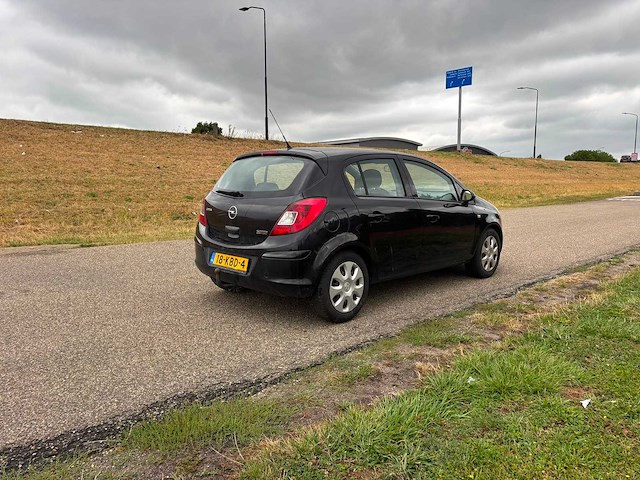 Opel corsa 1.4-16v enjoy | 18-kbd-4 i - afbeelding 3 van  9