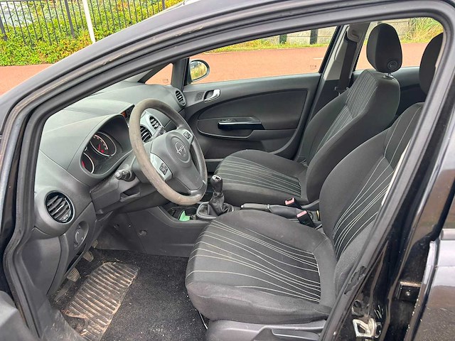 Opel corsa 1.4-16v enjoy | 18-kbd-4 i - afbeelding 6 van  9