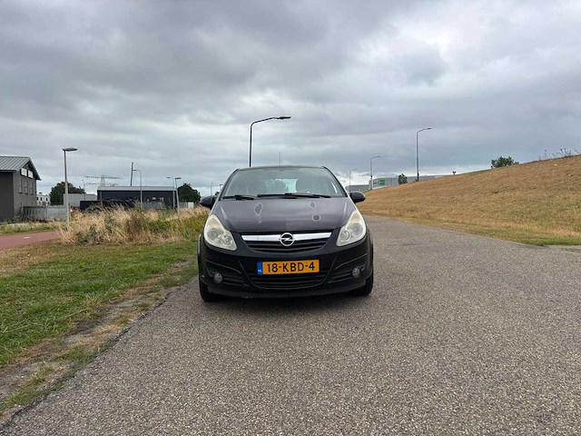 Opel corsa 1.4-16v enjoy | 18-kbd-4 i - afbeelding 8 van  9