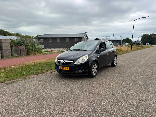 Opel corsa 1.4-16v enjoy | 18-kbd-4 i - afbeelding 1 van  12