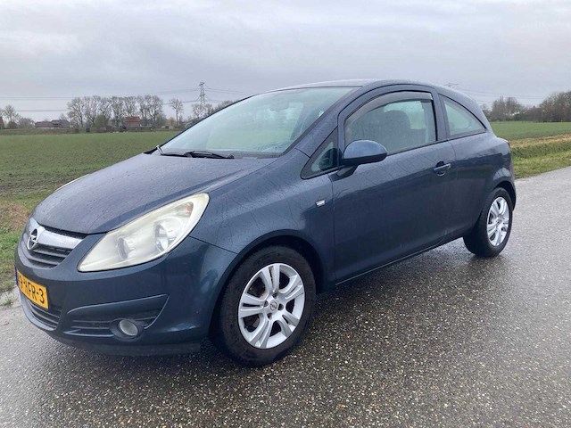 Opel corsa 1.4 16v enjoy, 49-hfr-3 - afbeelding 1 van  11