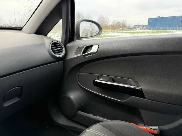 Opel corsa 1.4 16v enjoy, 95-gpx-5 - afbeelding 3 van  13