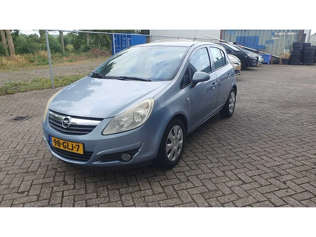 Opel corsa 1.4 16v enjoy, 98-glj-7 - afbeelding 1 van  10