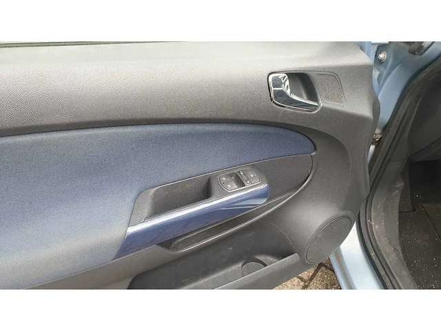Opel corsa 1.4 16v enjoy, 98-glj-7 - afbeelding 9 van  10