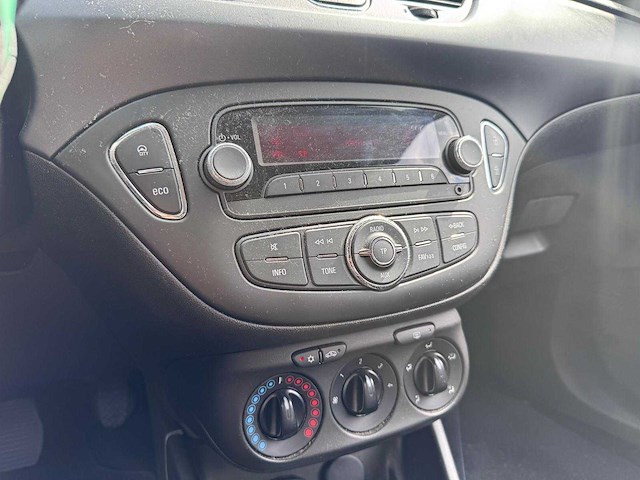 Opel corsa 1.4 edition,* hp-842-l - afbeelding 9 van  10