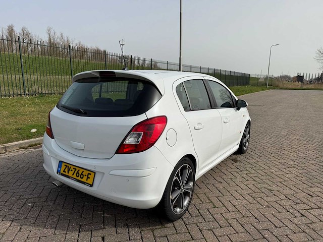 Opel corsa 1.4 turbo cosmo, zv-766-f - afbeelding 7 van  14