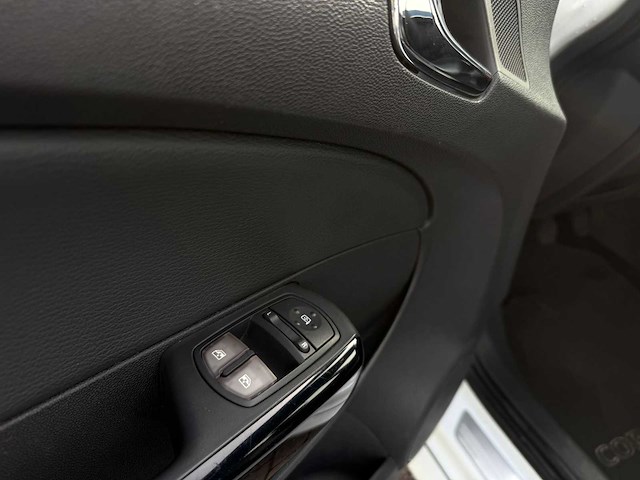 Opel corsa 1.4 turbo cosmo, zv-766-f - afbeelding 14 van  14