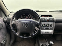 Opel corsa 1.4i gls 1996 | pv-jf-48