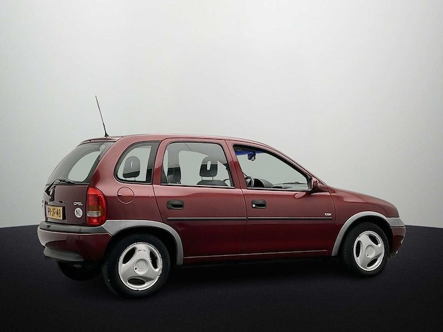 Opel corsa 1.4i gls 1996 | pv-jf-48 - afbeelding 32 van  32