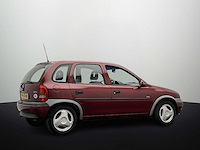 Opel corsa 1.4i gls 1996 | pv-jf-48 - afbeelding 32 van  32