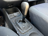 Opel corsa 1.4i xep 16v essentia easytronic 90 at, 2003 - afbeelding 2 van  25