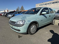 Opel corsa 1.4i xep 16v essentia easytronic 90 at, 2003 - afbeelding 1 van  25
