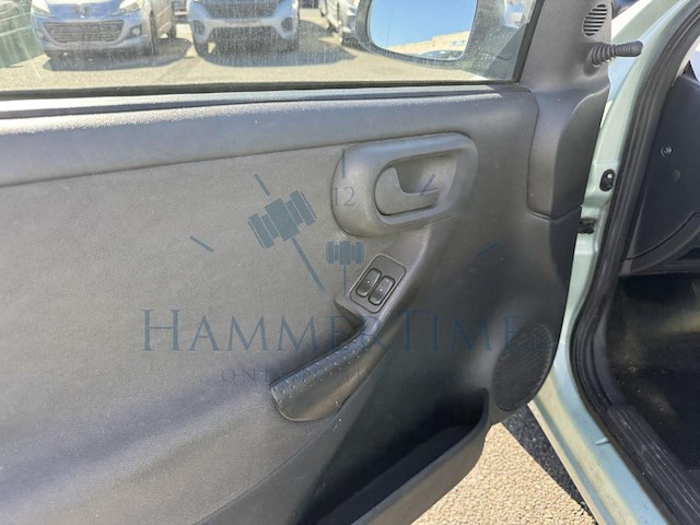 Opel corsa 1.4i xep 16v essentia easytronic 90 at, 2003 - afbeelding 23 van  25