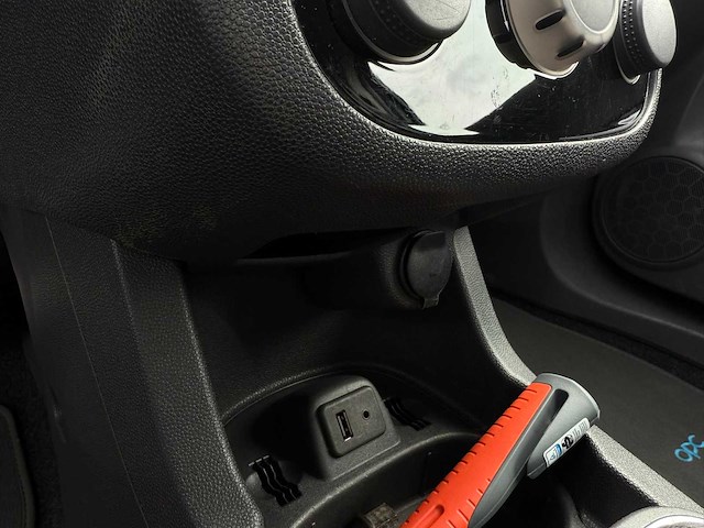 Opel corsa 1.6 16v turbo opc, z-427-lb - afbeelding 2 van  19