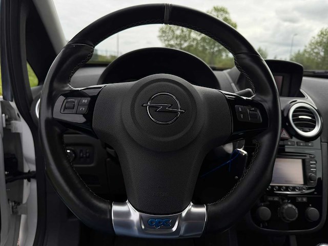 Opel corsa 1.6 16v turbo opc, z-427-lb - afbeelding 3 van  19