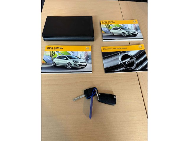 Opel corsa 1.6 16v turbo opc, z-427-lb - afbeelding 19 van  19