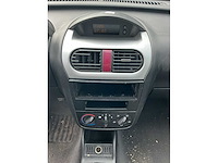 Opel corsa 28-nn-bv - afbeelding 2 van  2