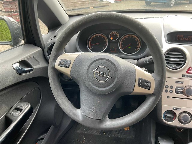 Opel corsa 93-gtd-9 - afbeelding 14 van  31