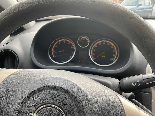 Opel corsa 93-gtd-9 - afbeelding 15 van  31
