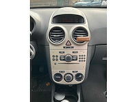 Opel corsa 93-gtd-9 - afbeelding 16 van  31