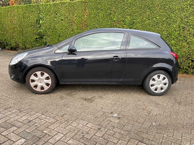 Opel corsa 93-gtd-9 - afbeelding 25 van  31