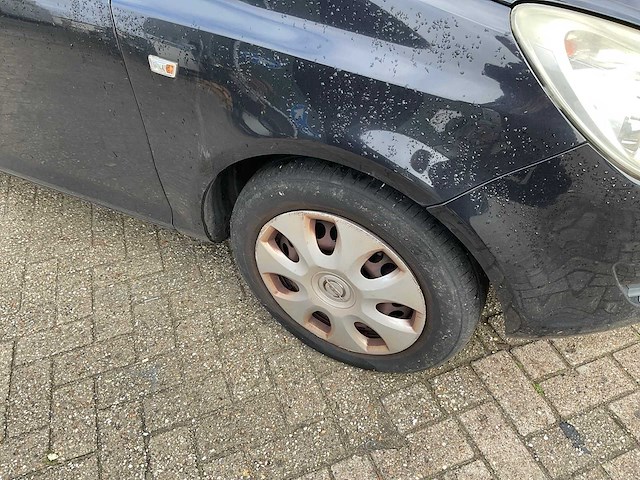 Opel corsa 93-gtd-9 - afbeelding 30 van  31