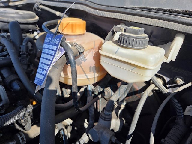 Opel corsa corsa 1.0i xep 12v essentia 60, 2003 - afbeelding 5 van  47