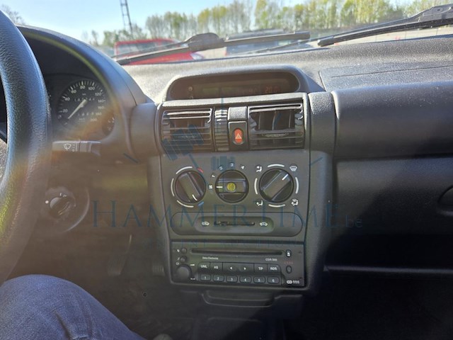 Opel corsa corsa 1.0i xep 12v essentia 60, 2003 - afbeelding 19 van  47