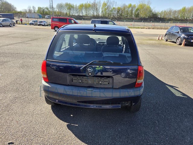 Opel corsa corsa 1.0i xep 12v essentia 60, 2003 - afbeelding 44 van  47