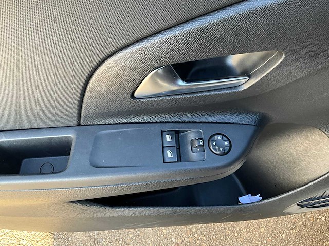 Opel corsa-e - personenauto (laadproblemen) - afbeelding 12 van  12