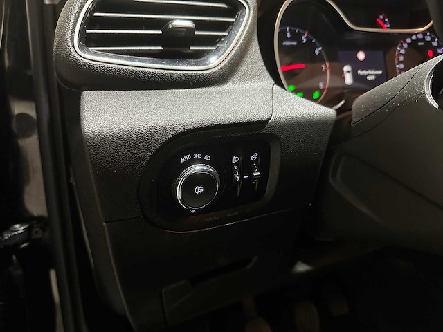 Opel grandland x 1.2 turbo business executive 131pk 2020, j-921-tn - afbeelding 31 van  41