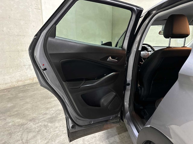 Opel grandland x 1.2 turbo business executive 131pk 2020 (origineel-nl + 1e eigenaar), h-882-pb - afbeelding 35 van  64